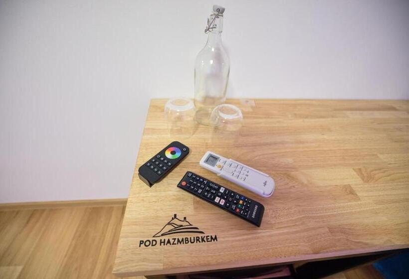 חדר דלוקס נוף לגינה, Penzion Pod Hazmburkem