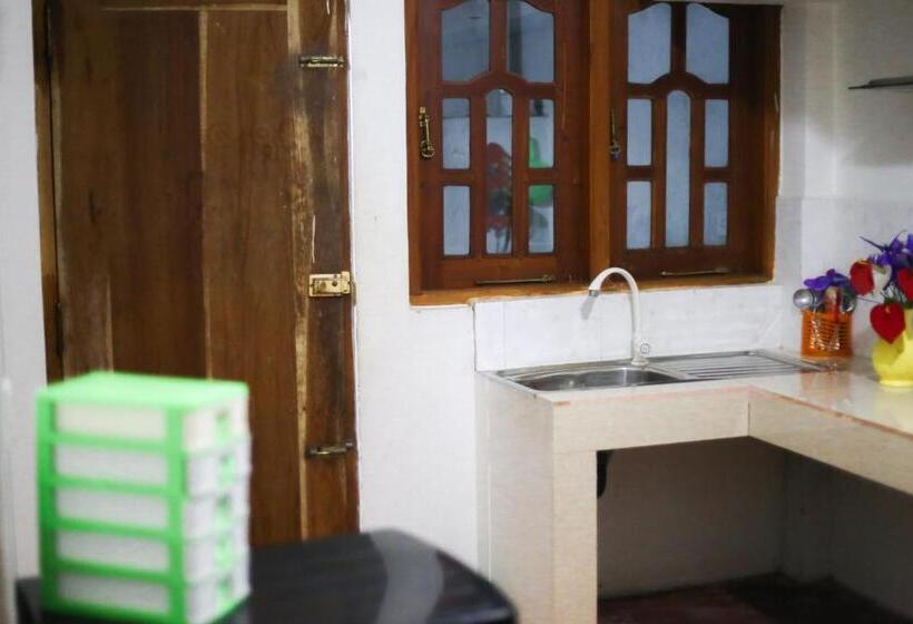 חדר סטנדרט חדר אמבטיה משותף, Sun Shine Villa