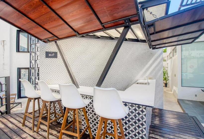 Apartamento 1 Dormitório, Seven Boutique Unit #36