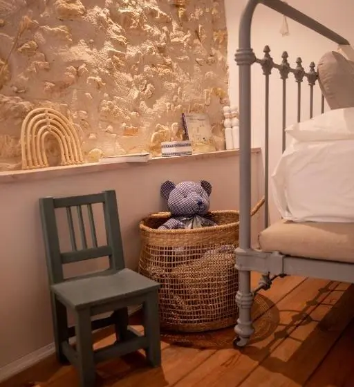 ファミリールーム, Bessire Chambres & Table D Hôtes