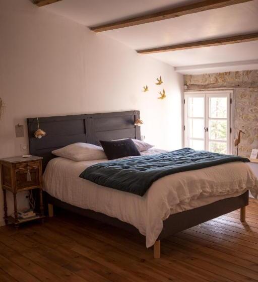 חדר משפחתי, Bessire Chambres & Table D Hôtes