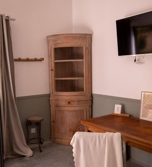 חדר סטנדרט עם טרסה, Bessire Chambres & Table D Hôtes