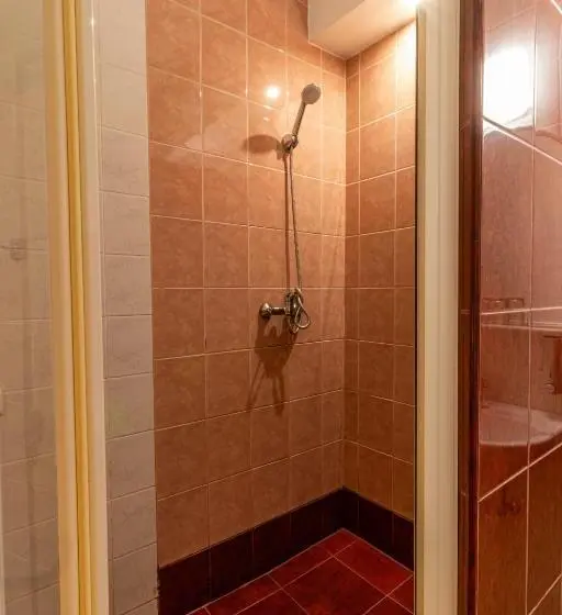 Deluxe-huone, Kisduna étterem Panzió