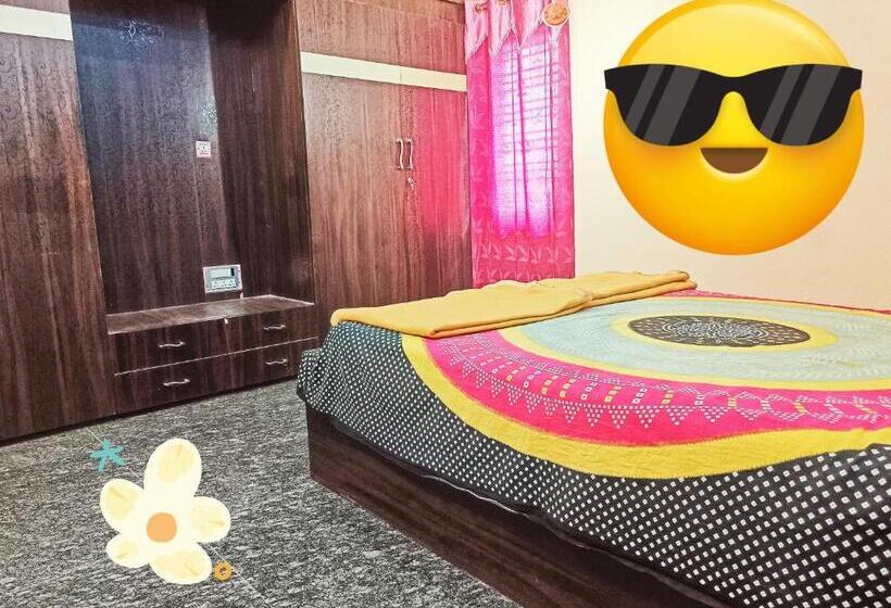 バルコニー付きデラックスルーム, Sahara Premium Family Homestay