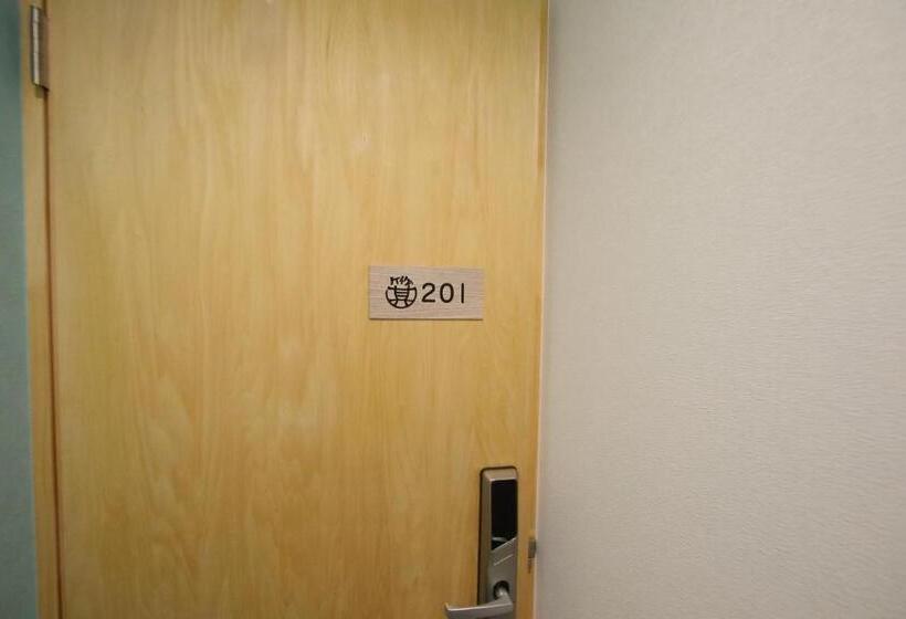 スタンダードルーム, みつくり