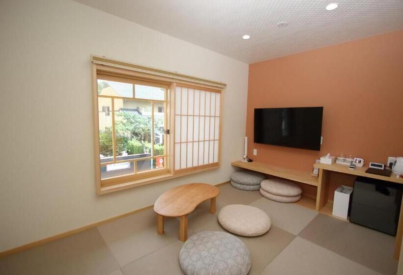 スタンダードルーム, みつくり