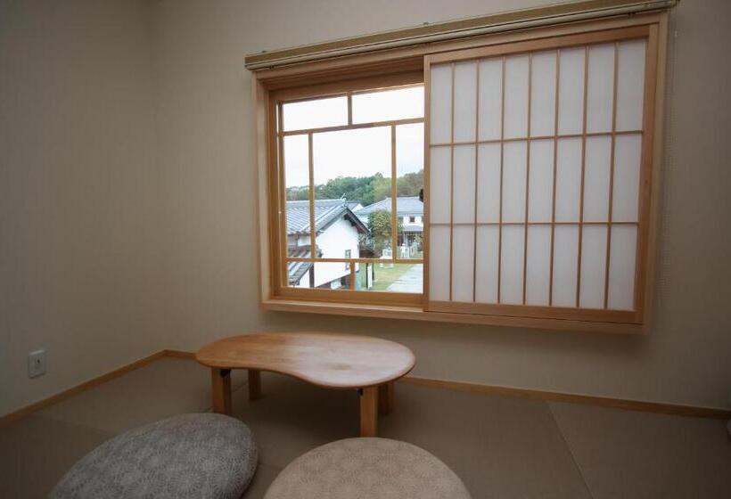 スタンダードルーム, みつくり