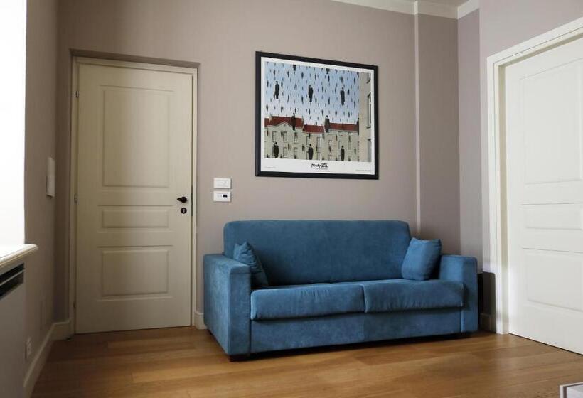 小型套房, Albergo  900