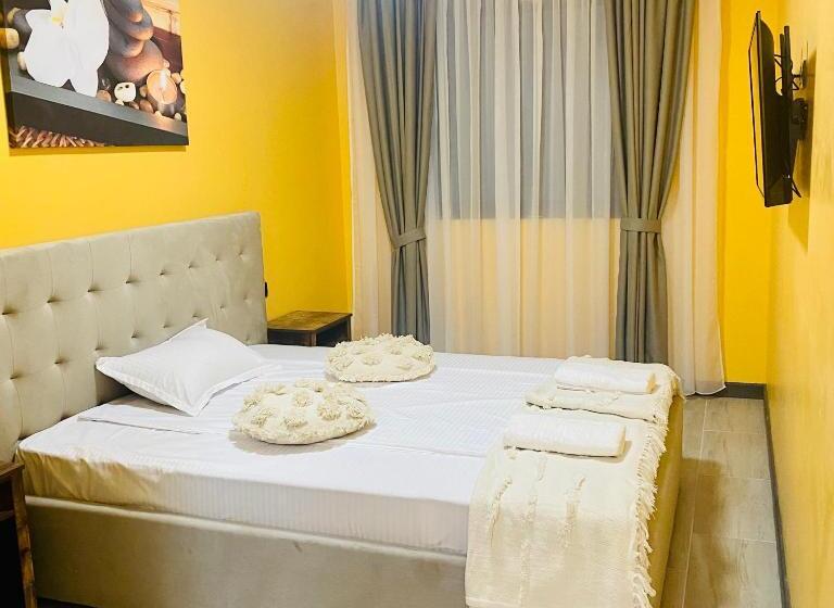 اتاق اکونومی, Boutique Casa Venusian