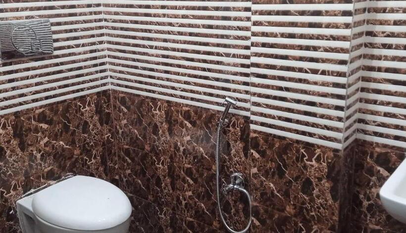 Quarto Triplo Clássico, Collection O Maharaja Resort