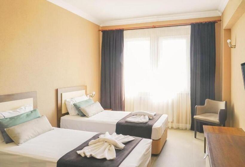 اتاق استاندارد یک نفره, Kumru Suites