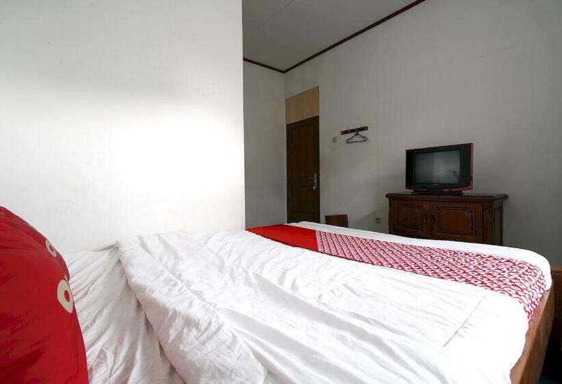 デラックスルーム, Oyo 93248 Villa Syariah Astuti Lestari