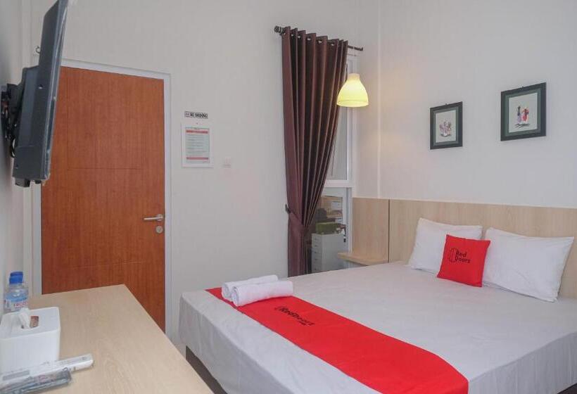标准间, Reddoorz Syariah @ Tlogosari Semarang