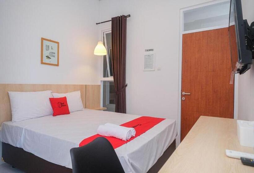 标准间, Reddoorz Syariah @ Tlogosari Semarang