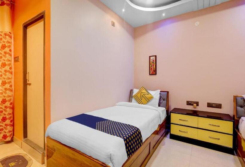 トリプルクラシックルーム, Spot On Nrg Inn