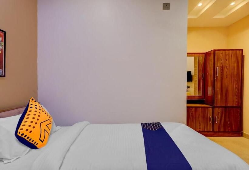 トリプルクラシックルーム, Spot On Nrg Inn