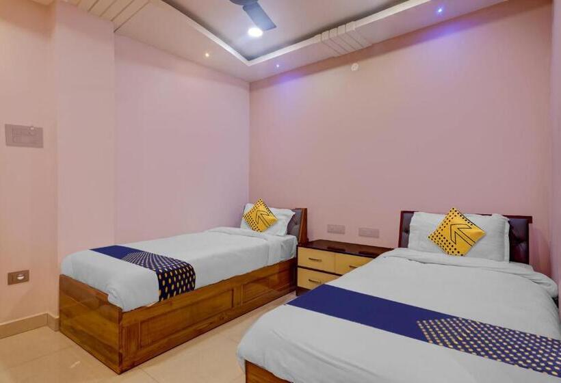 トリプルクラシックルーム, Spot On Nrg Inn