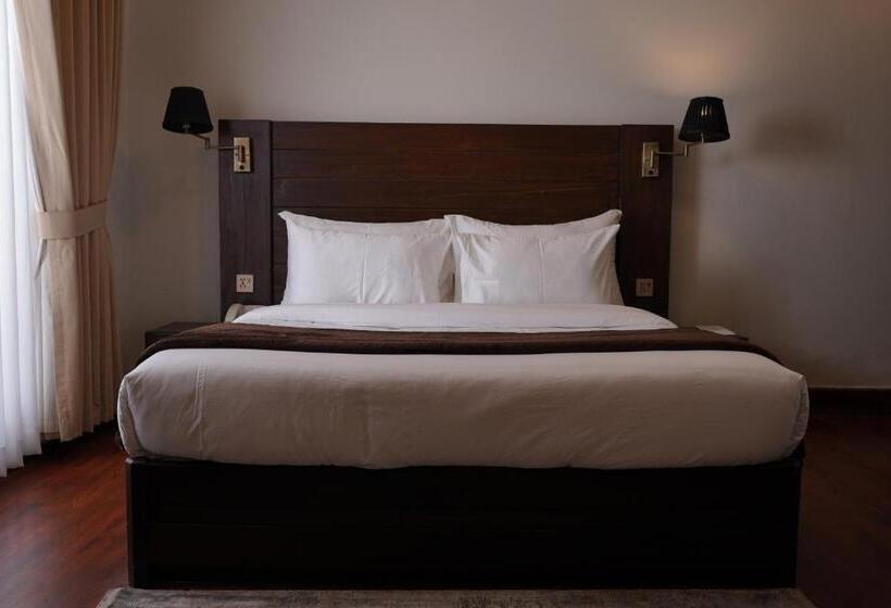 اتاق لوکس, Terrace Hills Resort
