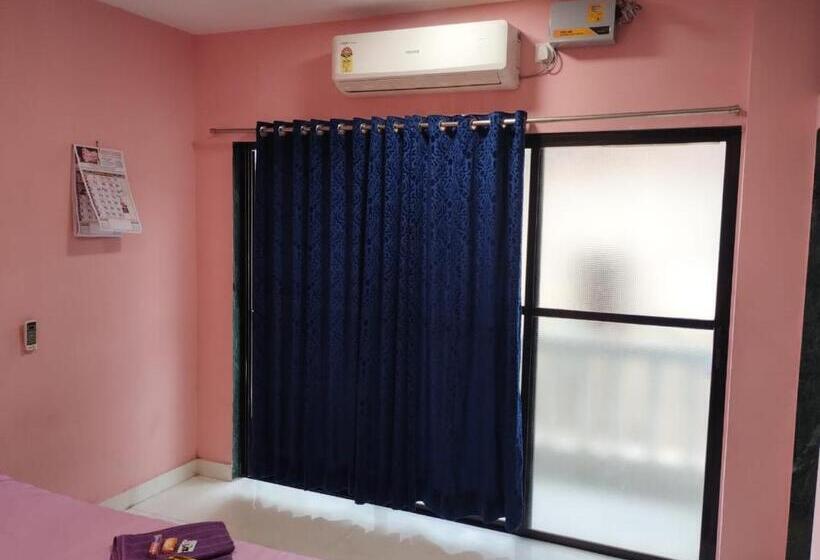 Chambre Familiale, White House Residencies