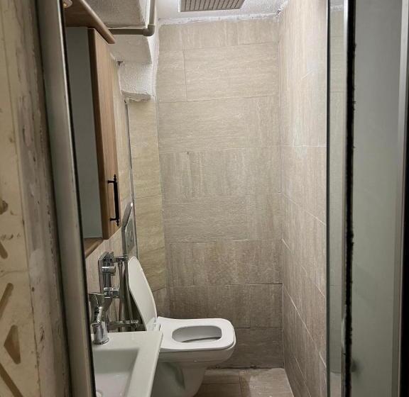 اتاق استاندارد سه نفره, Kasrı Roj Otel