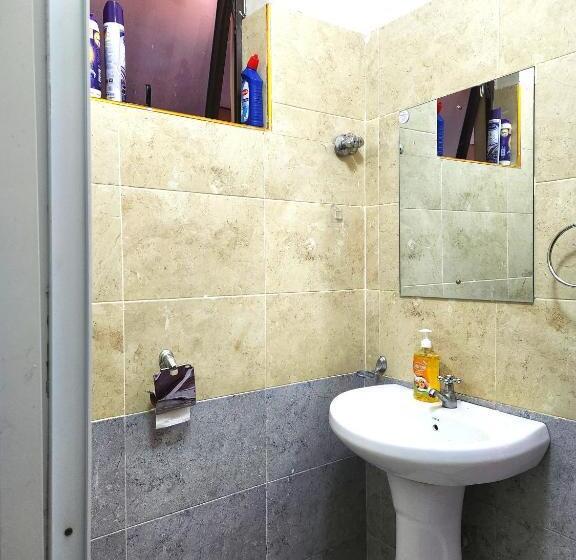 استودیوی استاندارد, Mwiga Studio