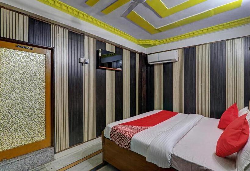 トリプルクラシックルーム, Oyo Flagship Hotel Galaxy Lucknow