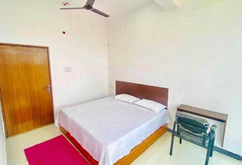 غرفة كلاسيكية ثلاثية, Oyo Flagship Hotel M.r Grand