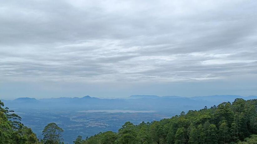 חדר משפחתי נוף להרים, Villa Jenova