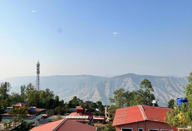 סוויטה אקזקיוטיב, Forest Breeze Inn