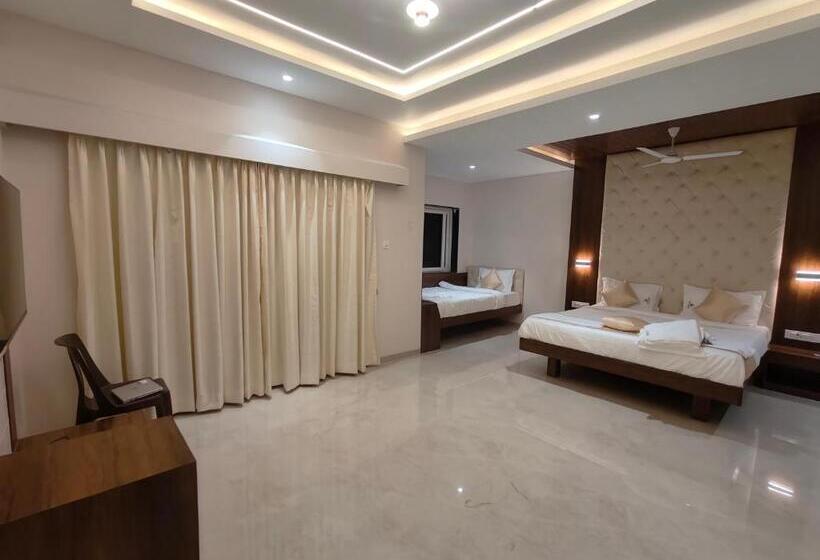 Президентский Люкс, Forest Breeze Inn