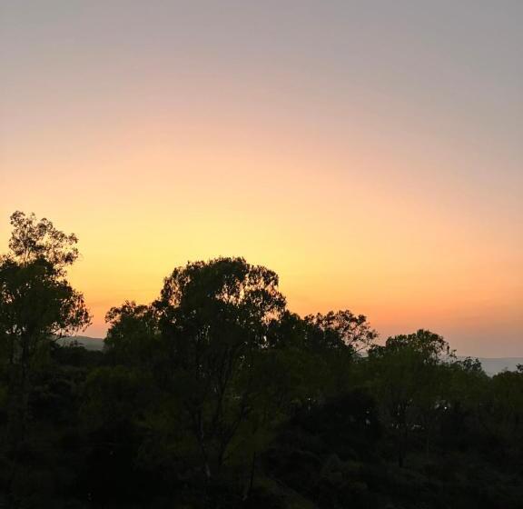 בקתת סופריור בת חדר 1, Forest Breeze Inn