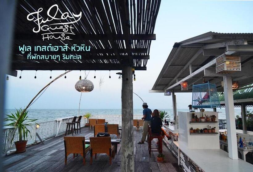 バルコニー付きスタンダードルーム, Fulay Guesthouse Hua Hin