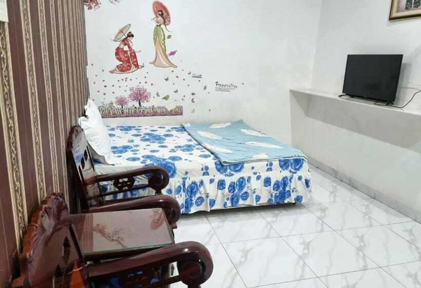 Standard Room, Mai Thao
