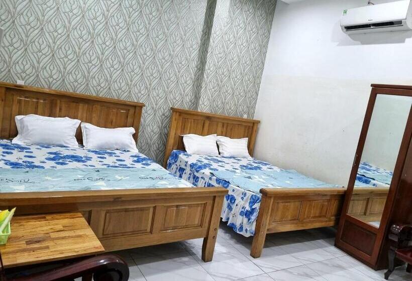 Standard Room, Mai Thao