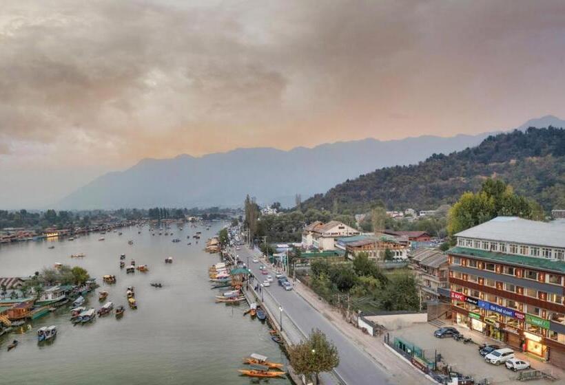 غرفة قياسية مطلّة علي البحيرة, 11 Boulevard