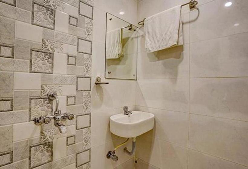 اتاق لوکس, Fabexpress Prakash Inn   Nr Mumbai International Airport