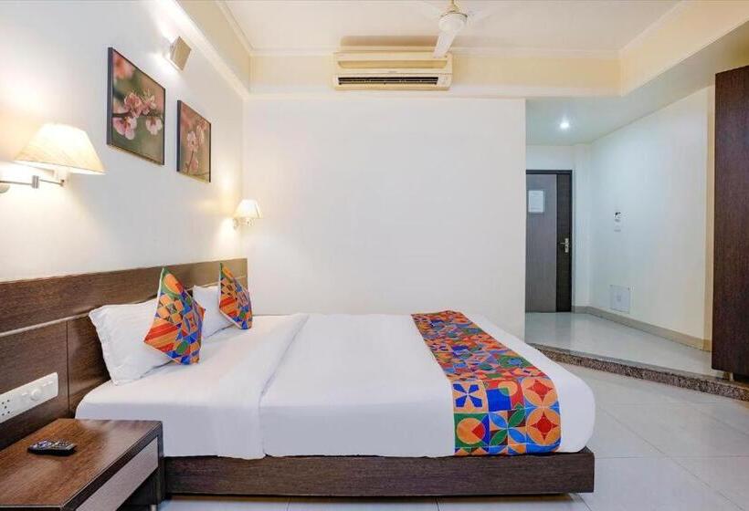 Номер Deluxe, Gandharva Residency Swargate
