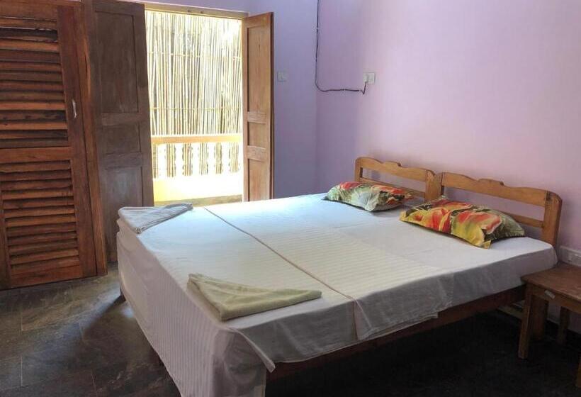 חדר סטנדרט עם מרפסת, Thomas Beach Guesthouse