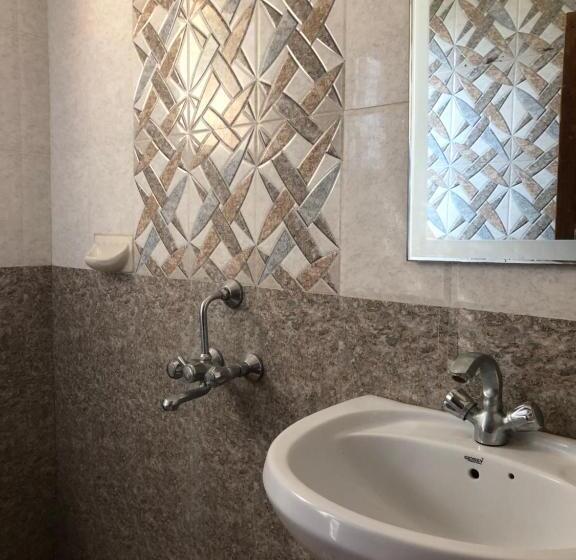 חדר אקונומי, Thomas Beach Guesthouse