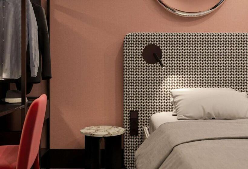 コンフォートルーム, Tribe Budapest Stadium