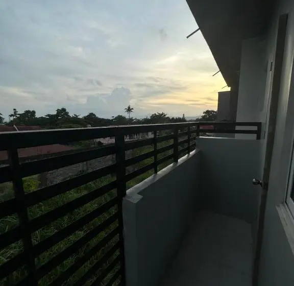 Economy-huone, Twilight Tower