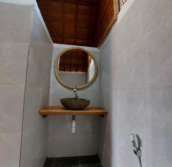 بنجلو قياسى, Les Chalets Pecatu