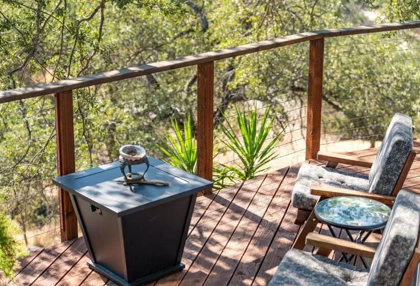 Talo 1 Makuuhuone, Views, Hot Tub, Outdoor Shower, 15m From Sequoia