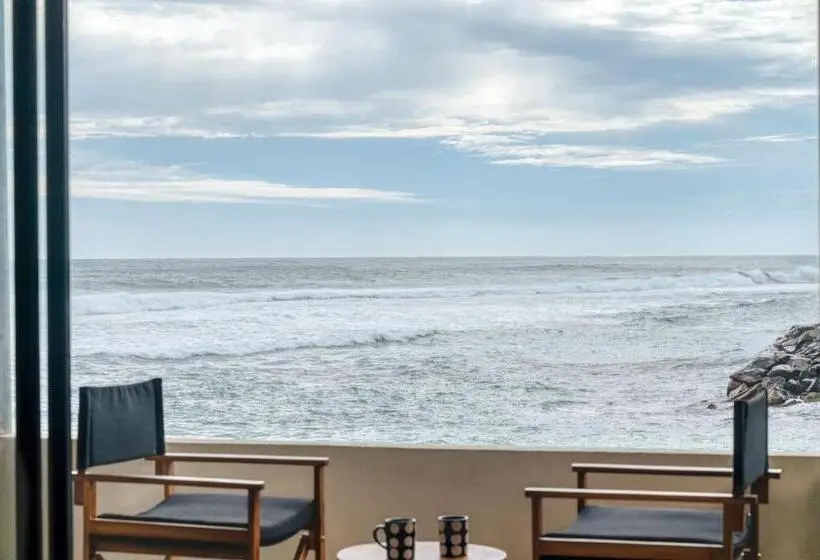 オーシャンビューデラックスルームバルコニー付き, Abode By The Beach