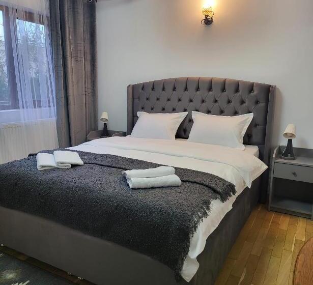 带大床的豪华间, Adac Boutique