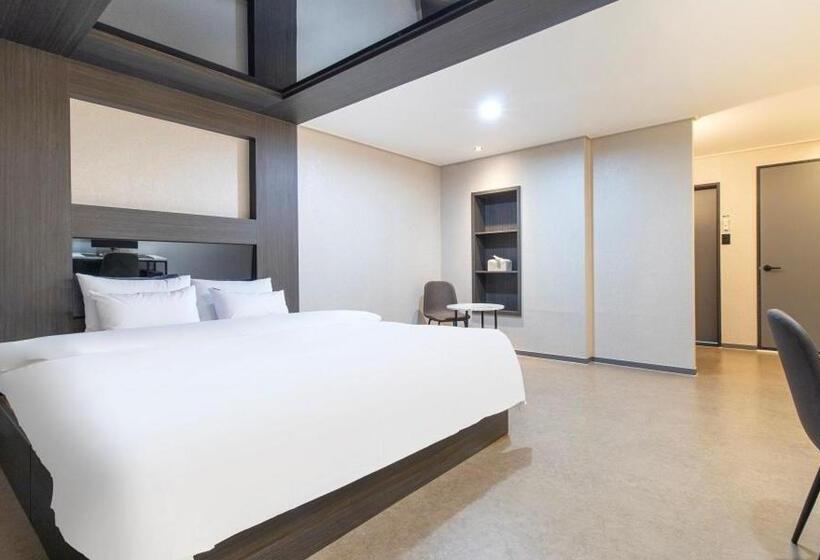 Quarto Estandar, Hwaseong Stay13