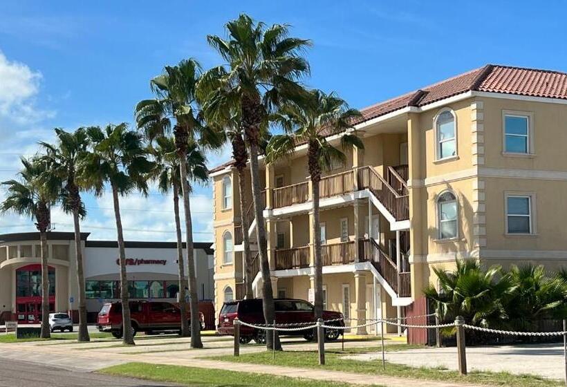 Апартаменты 1 Спальня Нижний Этаж, Jjs Beach Condo