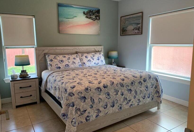 Апартаменты 1 Спальня Нижний Этаж, Jjs Beach Condo