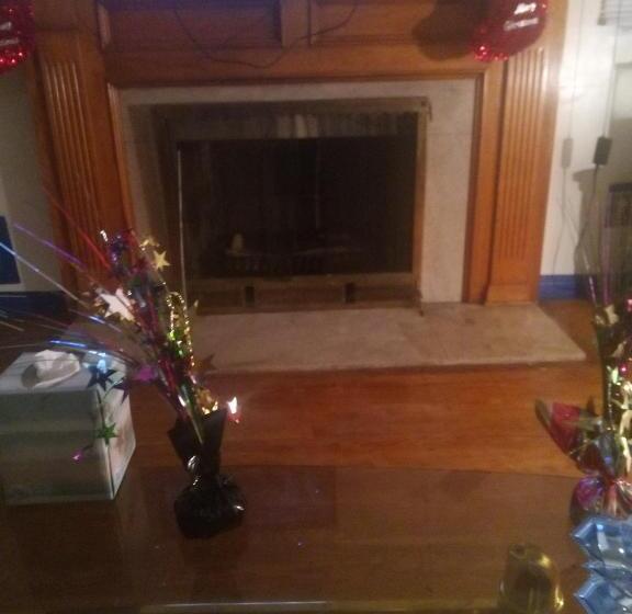 标准单人间, Chill Out House