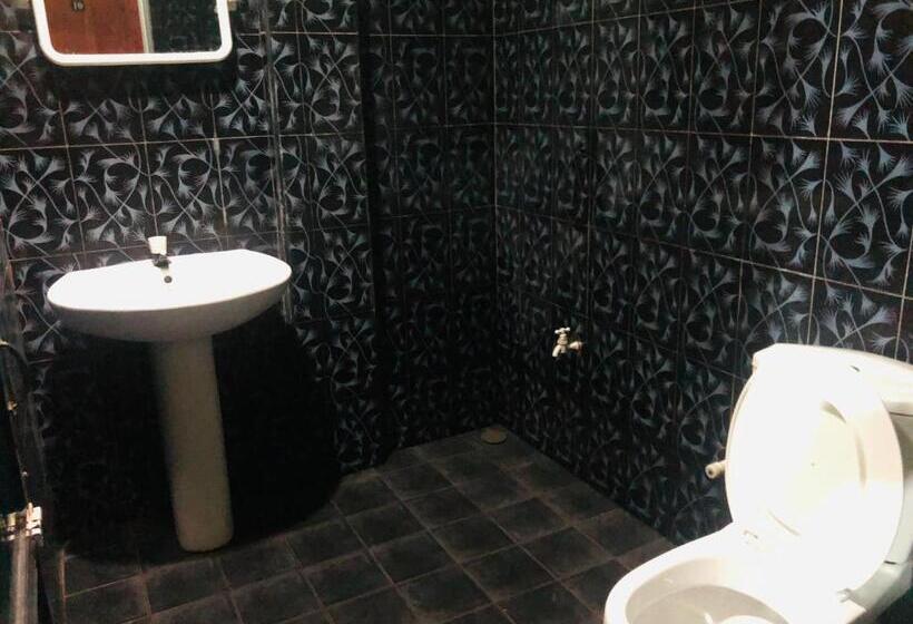 Семейный Номер, River Garden Hotel Anuradhapura